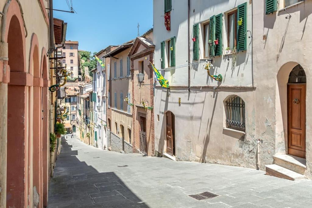 Mojito - Porta Ovile Nel Centro Storico Di Siena Esterno foto